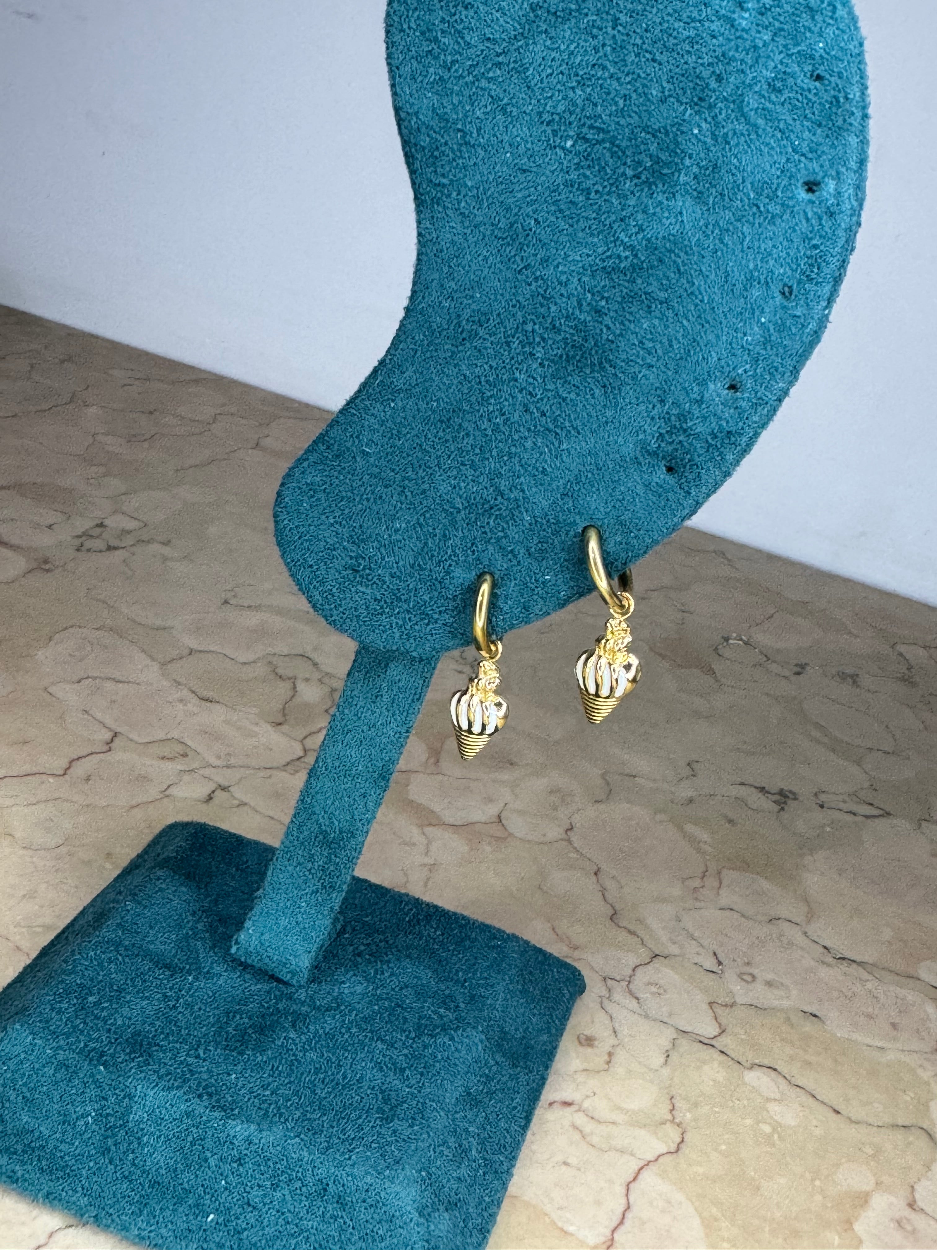 Mini conchiglia pendente